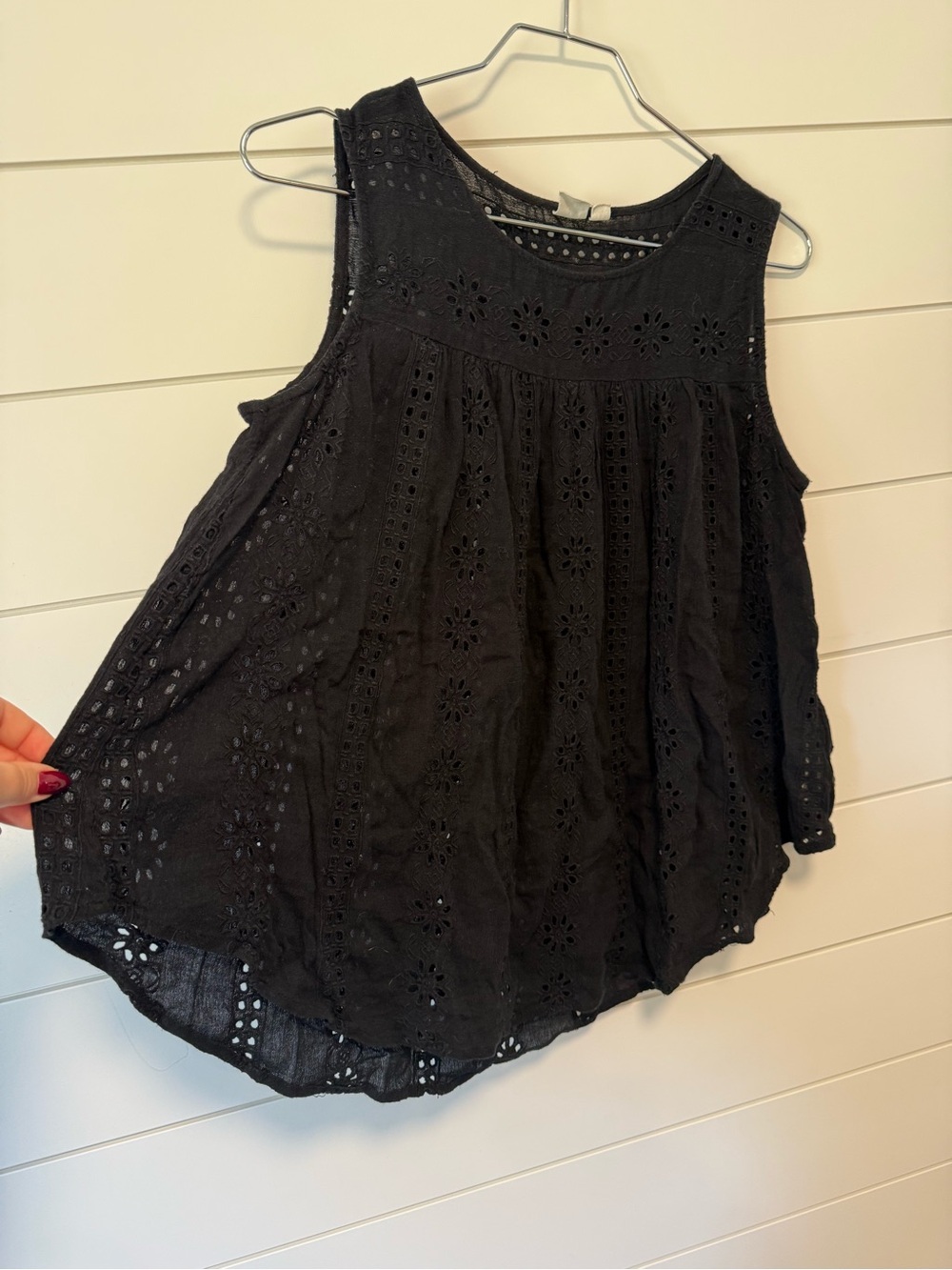 Gap Black Black Sleeveless Eyelet Tank Top Flowy Women Size M